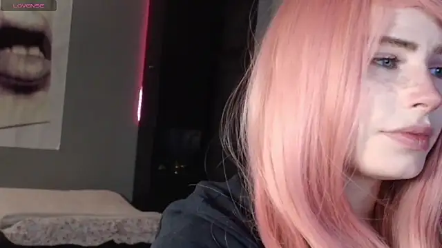 PieraMarch online show from February 17, 8:04 pm