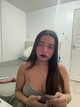 Snapshot of urasianlady chatting on October 11, 4:55 am urasianlady online show from October 11, 4:55 am