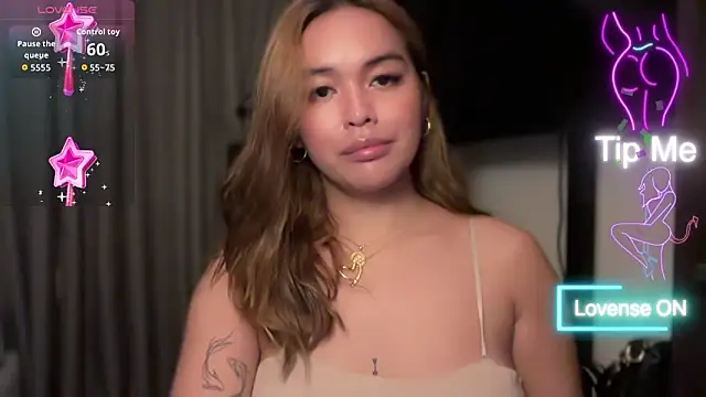 urasianlady online show from April 27, 1:20 pm