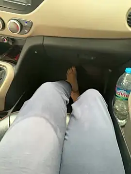 Meii-meyy online show from February 27, 8:14 am