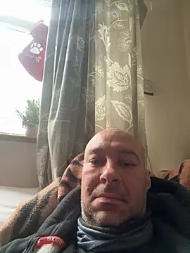Snapshot of annubis69 chatting on December 21, 1:07 pm annubis69 online show from December 21, 1:07 pm