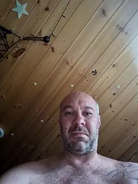 Snapshot of annubis69 chatting on May 24, 7:41 pm annubis69 online show from May 24, 7:41 pm