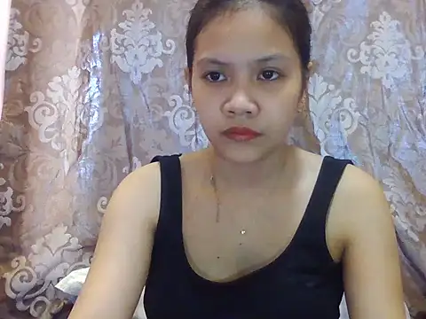 Snapshot of sweetcherry23 chatting on November 8, 3:39 am sweetcherry23 online show from November 8, 3:39 am