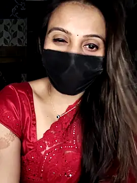 Snapshot of Horny_Shalu chatting on October 12, 6:18 pm Horny Shalu online show from October 12, 6:18 pm