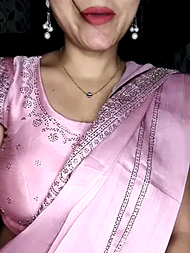 Snapshot of Horny_Shalu chatting on November 4, 6:07 pm Horny Shalu online show from November 4, 6:07 pm