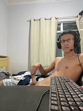 Snapshot of safadezanunes2 chatting on March 19, 10:03 pm safadezanunes2 online show from March 19, 10:03 pm