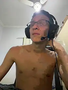 Snapshot of safadezanunes2 chatting on March 27, 1:11 am safadezanunes2 online show from March 27, 1:11 am