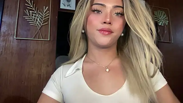 calimonroe online show from January 8, 6:43 pm