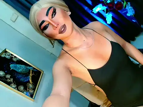 Snapshot of Queen_yasii_88 chatting on October 7, 3:42 pm Queen yasii 88 online show from October 7, 3:42 pm