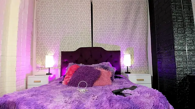 Zamara Kleii online show from December 14, 4:51 am