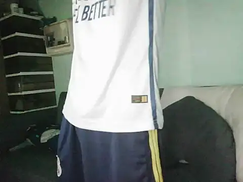 Snapshot of boyhigh1997 chatting on November 9, 5:55 pm boyhigh1997 online show from November 9, 5:55 pm