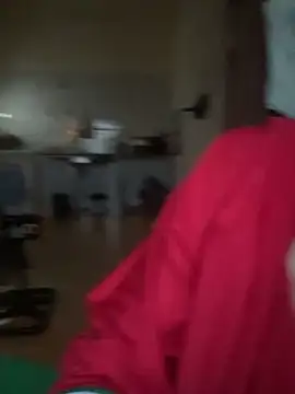 Snapshot of boyhigh1997 chatting on November 16, 10:10 am boyhigh1997 online show from November 16, 10:10 am