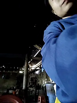 Snapshot of Rioo122 chatting on October 30, 2:35 am Rioo122 online show from October 30, 2:35 am