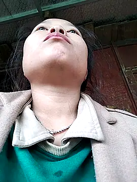 Snapshot of Rioo122 chatting on November 8, 2:23 am Rioo122 online show from November 8, 2:23 am