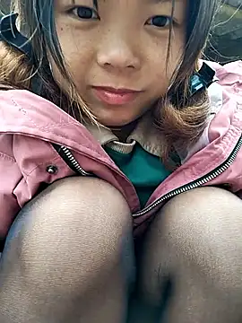 Snapshot of Rioo122 chatting on December 4, 1:48 am Rioo122 online show from December 4, 1:48 am