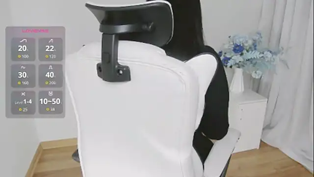 -Rose-Lucky- online show from February 9, 1:20 am