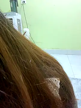 Snapshot of Ri210 chatting on December 5, 12:14 pm Ri210 online show from December 5, 12:14 pm