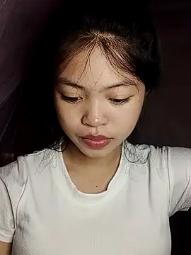 Snapshot of Thy00__ chatting on October 16, 8:04 am Thy00   online show from October 16, 8:04 am