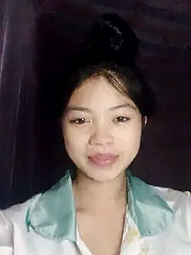 Snapshot of Thy00__ chatting on November 6, 3:35 pm Thy00 online show from November 6, 3:35 pm