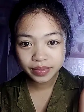 Snapshot of Thy00__ chatting on November 12, 7:13 pm Thy00 online show from November 12, 7:13 pm