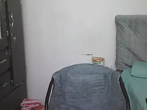 morenocabro10 online show from March 3, 6:36 pm