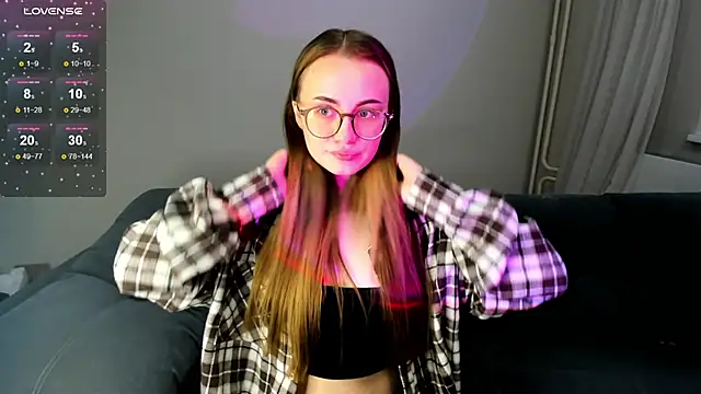 MewStella online show from November 23, 7:02 pm