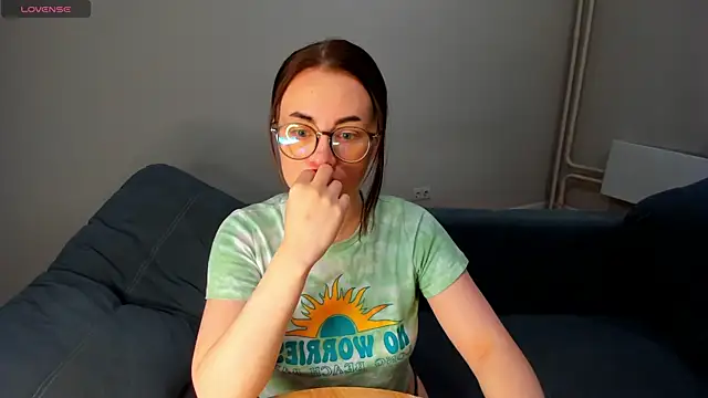 MewStella online show from June 6, 7:29 pm