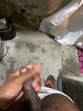 Snapshot of Preto_Diamamte chatting on November 19, 6:02 am Preto Diamamte online show from November 19, 6:02 am