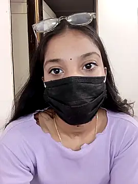 Snapshot of Cute_Rakhi8 chatting on November 21, 4:22 am Cute Rakhi8 online show from November 21, 4:22 am