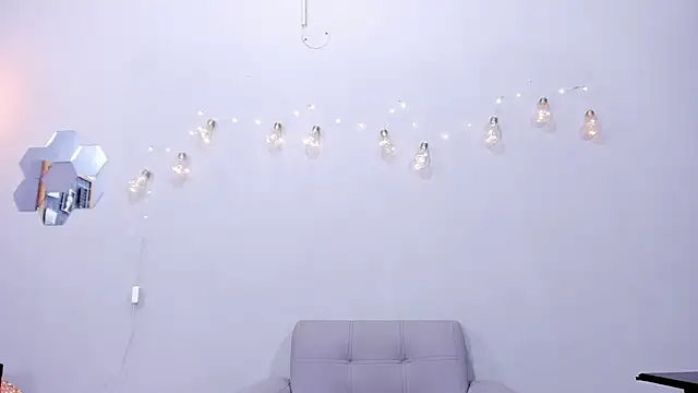 alianim online show from September 21, 7:26 pm