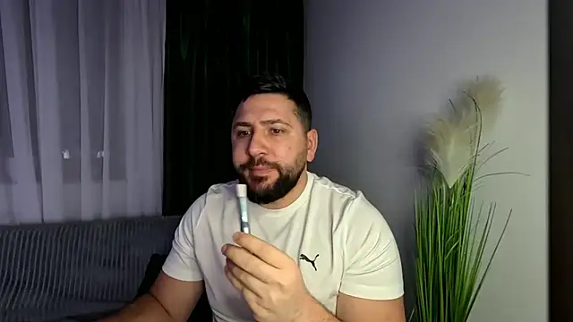 Gold Alpha Boy online show from February 9, 8:02 pm