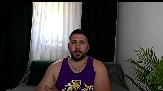 Snapshot of Gold_Alpha_Boy chatting on June 25, 11:59 am Gold Alpha Boy online show from June 25, 11:59 am