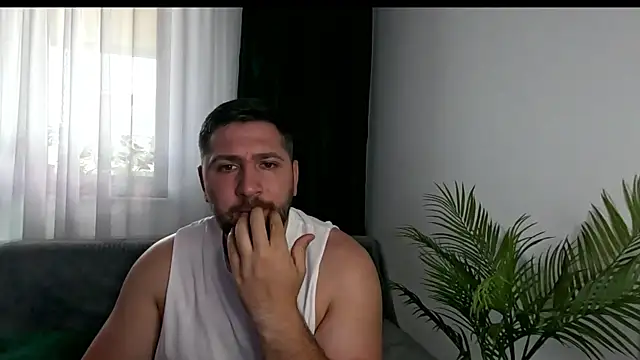 Snapshot of Gold_Alpha_Boy chatting on June 29, 1:22 pm Gold Alpha Boy online show from June 29, 1:22 pm