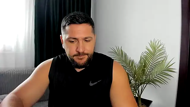 Snapshot of Gold_Alpha_Boy chatting on July 23, 8:56 am Gold Alpha Boy online show from July 23, 8:56 am