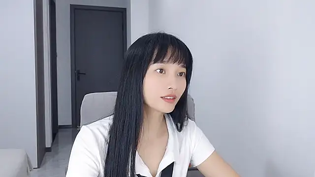 Lisa-3333 online show from September 22, 3:14 pm