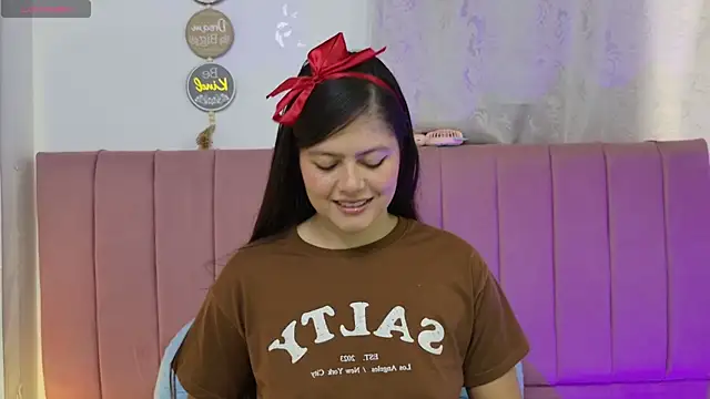 Snapshot of sukilove18 chatting on November 7, 10:10 pm sukilove18 online show from November 7, 10:10 pm