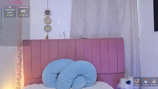 sukilove18 online show from January 7, 10:12 pm