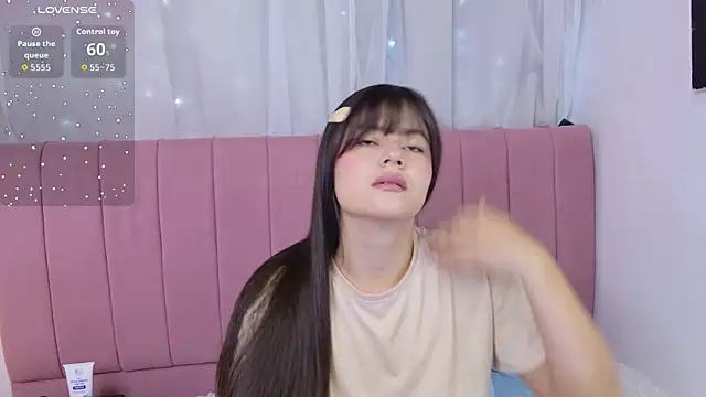 Snapshot of sukilove18 chatting on June 6, 10:36 pm sukilove18 online show from June 6, 10:36 pm