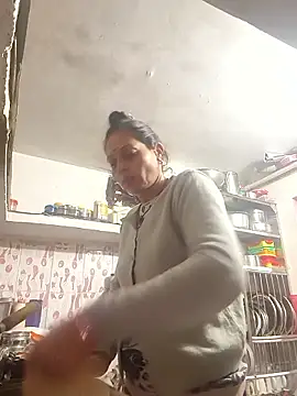 Snapshot of ISHANI-SINGH chatting on January 8, 3:31 am ISHANI-SINGH online show from January 8, 3:31 am