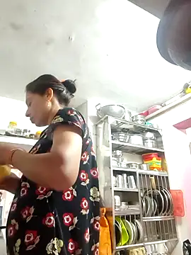 Snapshot of ISHANI-SINGH chatting on March 24, 4:12 pm ISHANI-SINGH online show from March 24, 4:12 pm