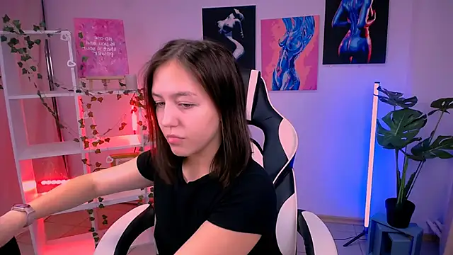 CindySparkl online show from October 10, 3:05 am