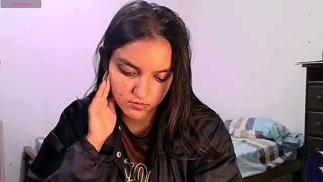 Ari 20  online show from June 15, 4:42 pm