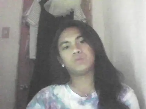 Snapshot of Asian_ashley04 chatting on April 14, 3:45 am Asian ashley04 online show from April 14, 3:45 am