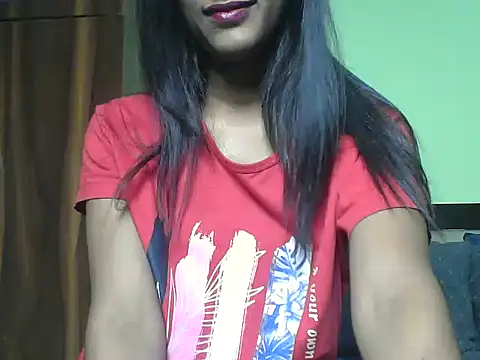 Snapshot of mickle_james chatting on October 28, 6:32 pm mickle james online show from October 28, 6:32 pm