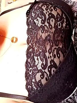 Hnonasix89 online show from May 1, 11:04 am