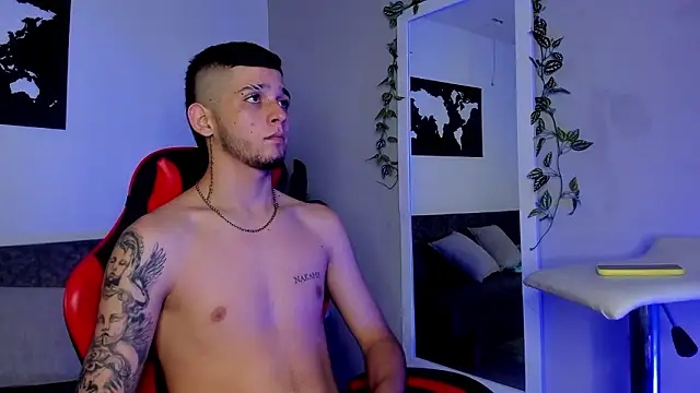 Mathewboy1 online show from February 8, 12:30 pm