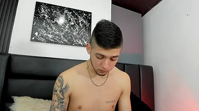 Mathewboy1 online show from March 13, 11:39 am