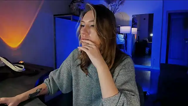 MariGven online show from November 20, 1:44 pm