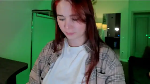 Meri Cutte online show from November 19, 1:44 pm