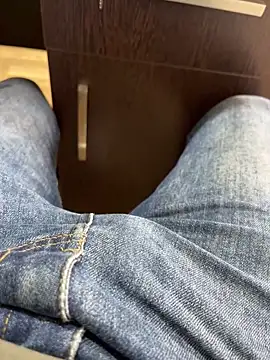 Cruel00 online show from October 22, 9:53 am